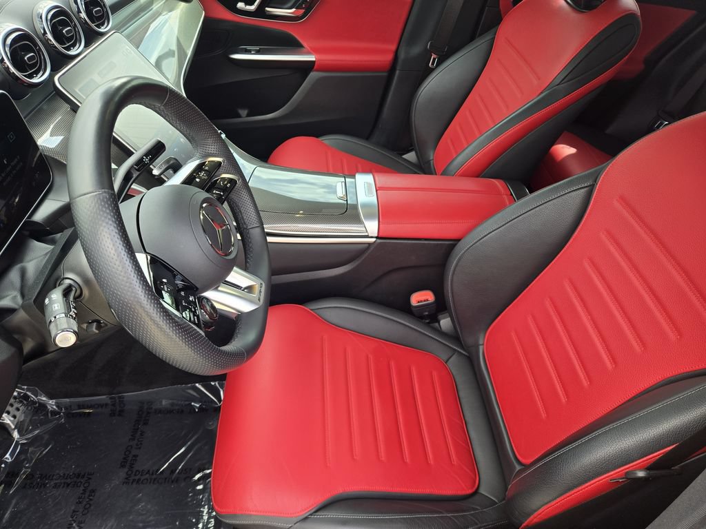 Used 2024 Mercedes-Benz GLC 43 AMG 4MATIC image 3