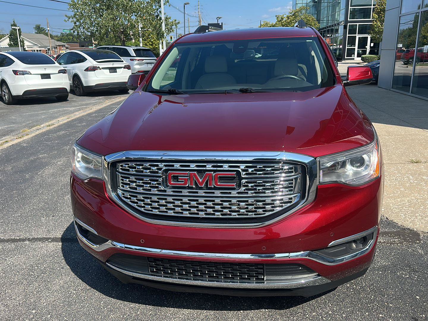 Used 2017 GMC Acadia Denali w/ Technology Package AWD/4WD image 8