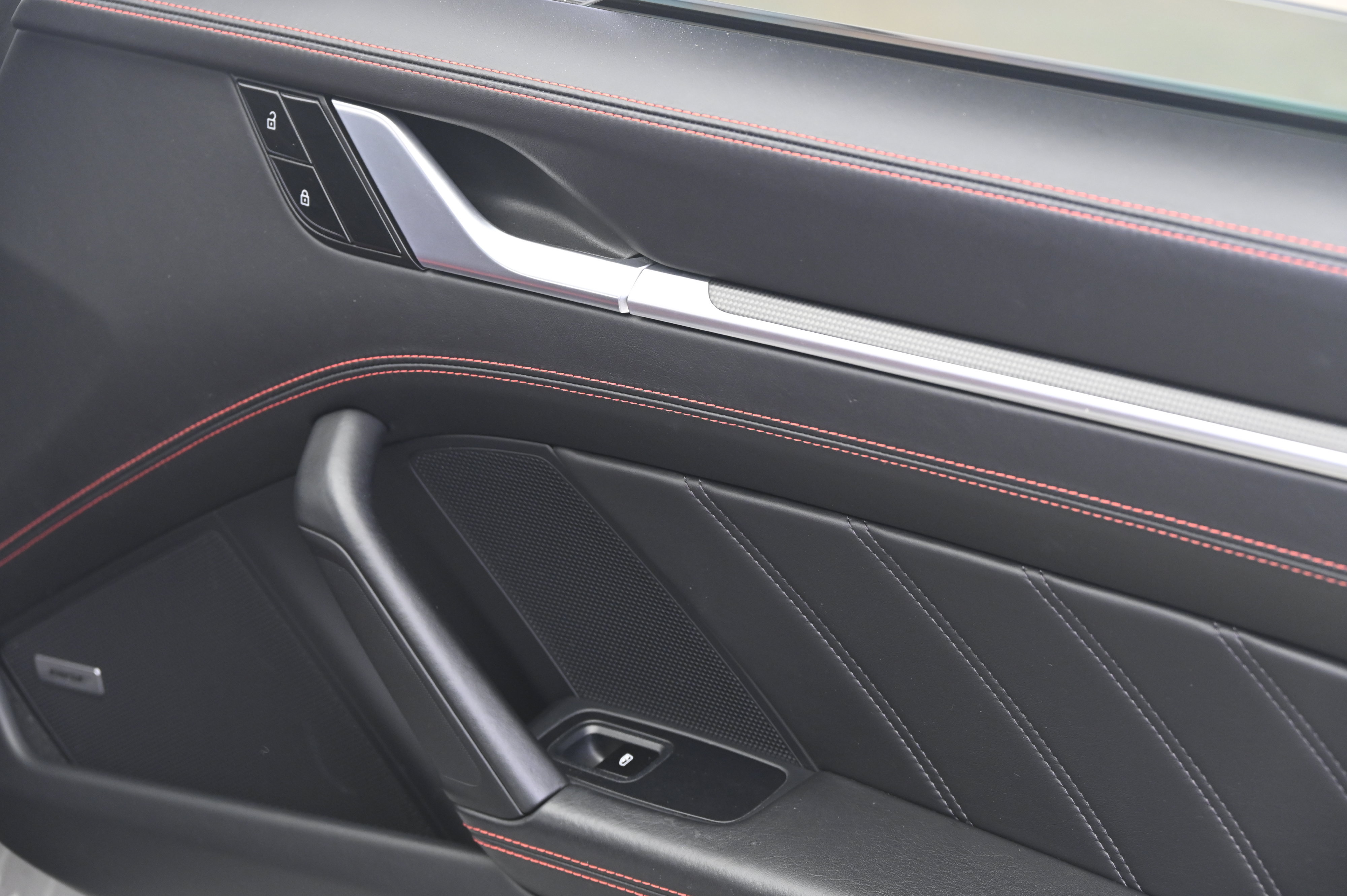 Certified 2021 Porsche 911 Turbo AWD/4WD image 17