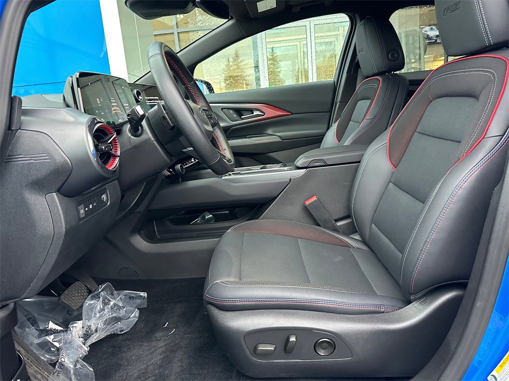 Used 2025 Chevrolet Equinox EV RS w/ LPO, All-Weather Mat Package image 19