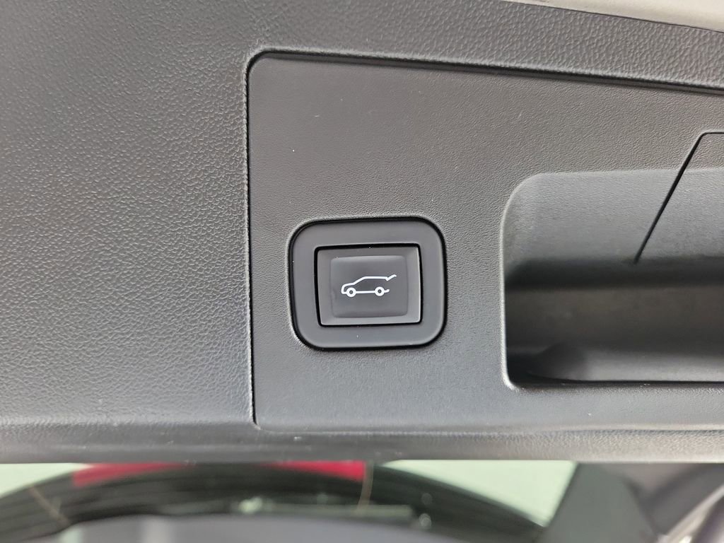Used 2023 Cadillac XT5 Luxury FWD image 7