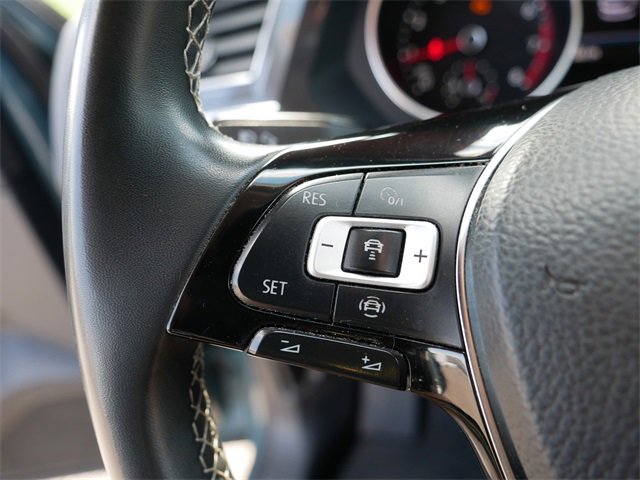 Used 2021 Volkswagen Tiguan SE image 26