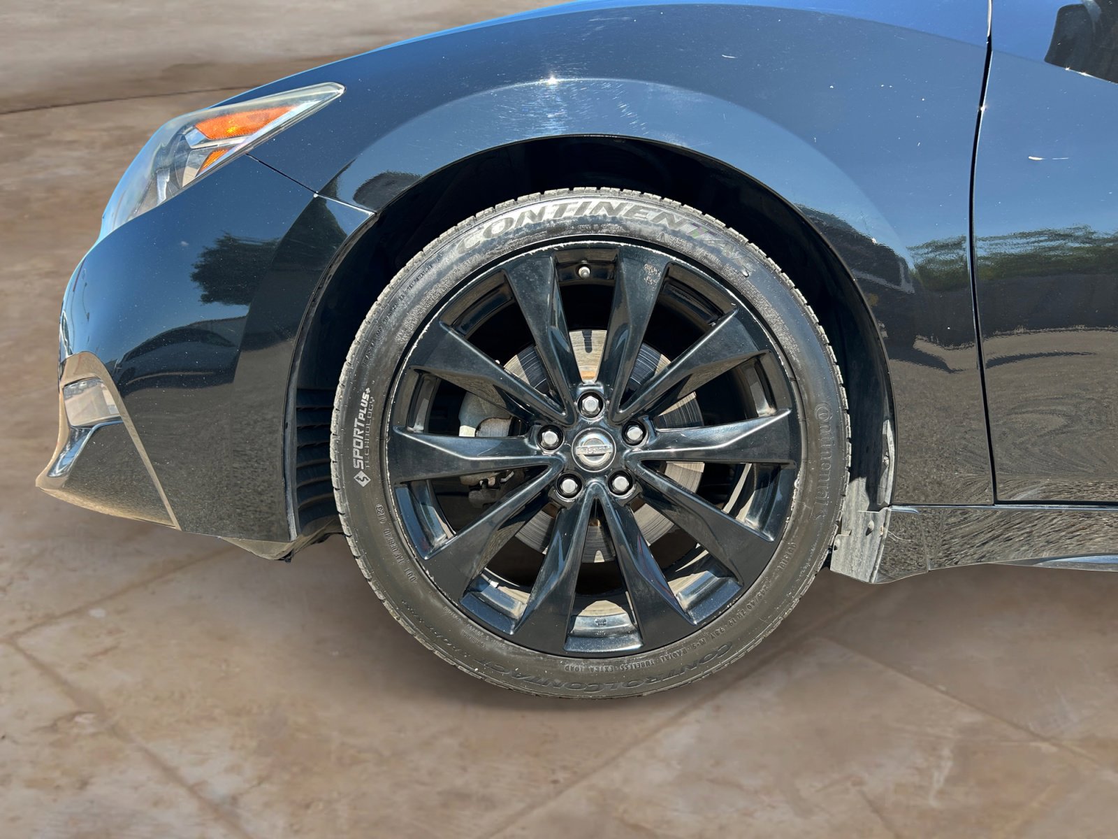 Used 2017 Nissan Maxima SR w/ Midnight Edition image 26