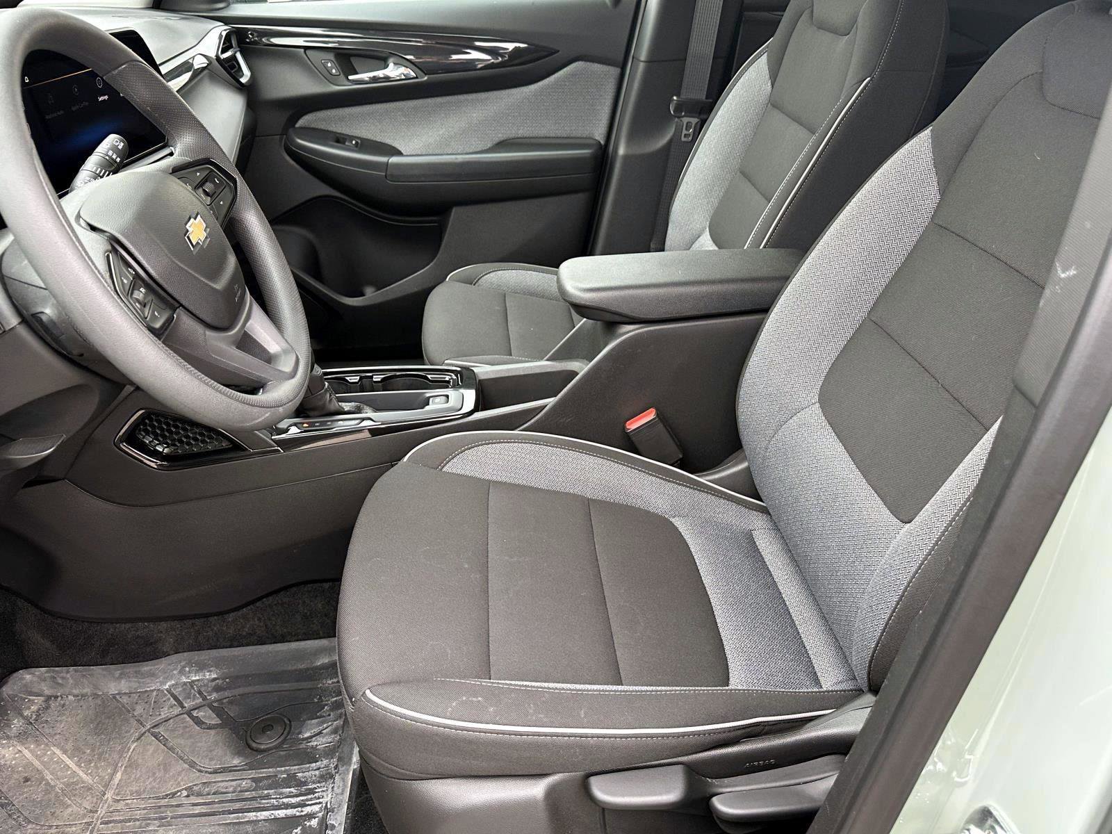 Certified 2025 Chevrolet TrailBlazer LS w/ LS Convenience Package image 14