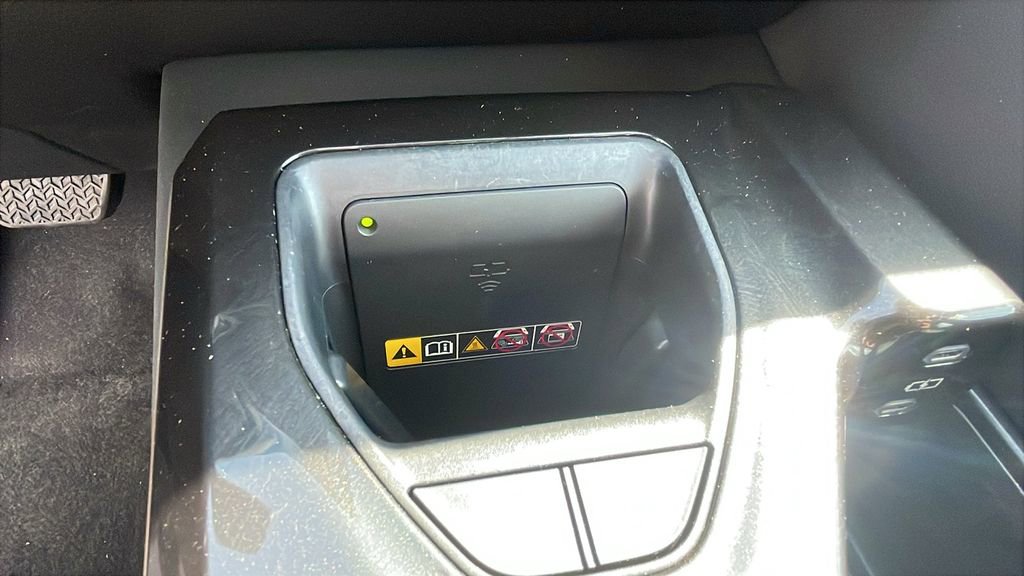 Certified 2025 Toyota Crown Limited image 19