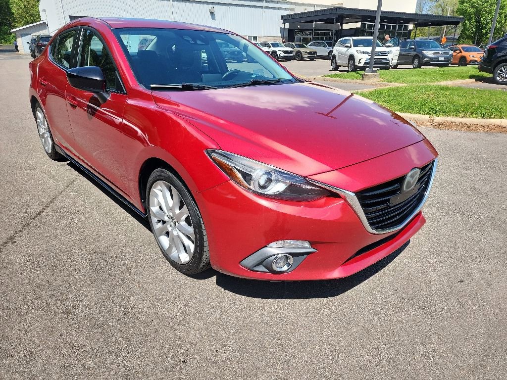 Used 2016 MAZDA MAZDA3 s Grand Touring w/ Technology Package FWD image 3