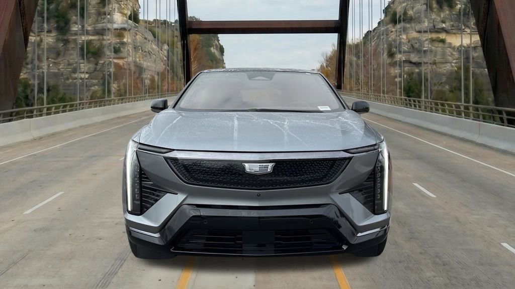 New 2026 Cadillac Optiq Sport 1 w/ LPO, Floor Liner Package AWD/4WD image 2