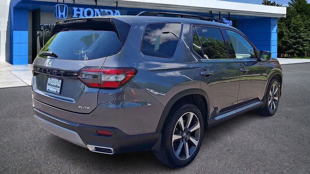 Used 2023 Honda Pilot Elite image 8