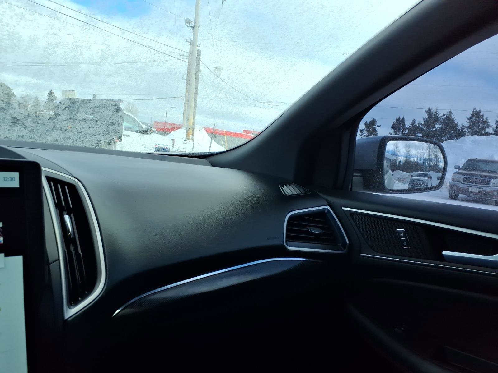 Used 2022 Ford Edge ST-Line image 19