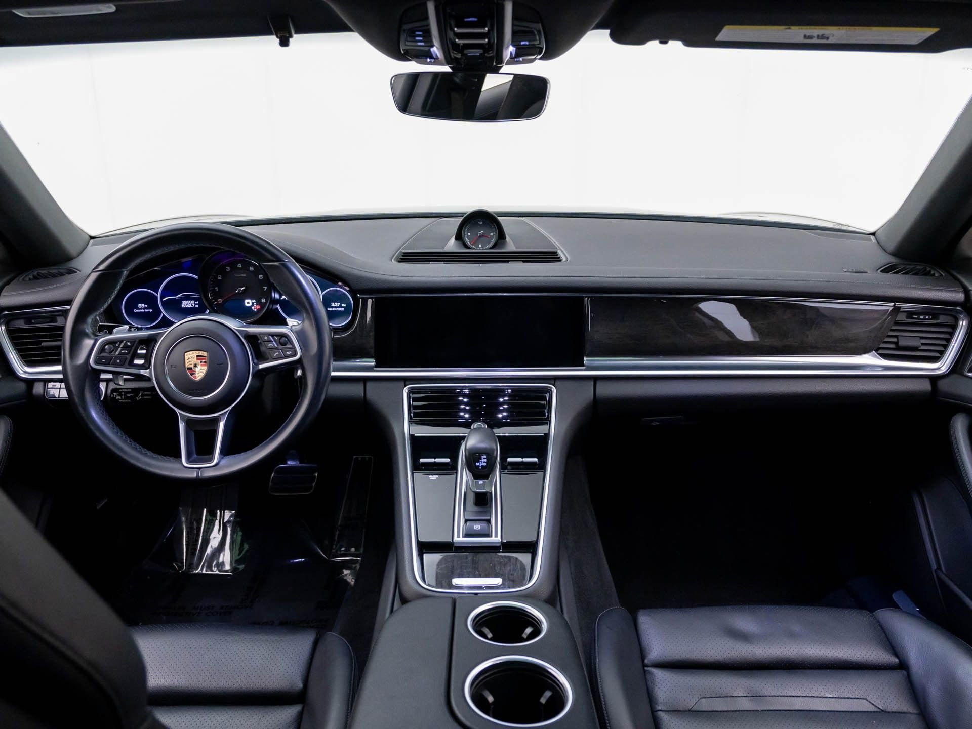 Used 2017 Porsche Panamera 4S image 10