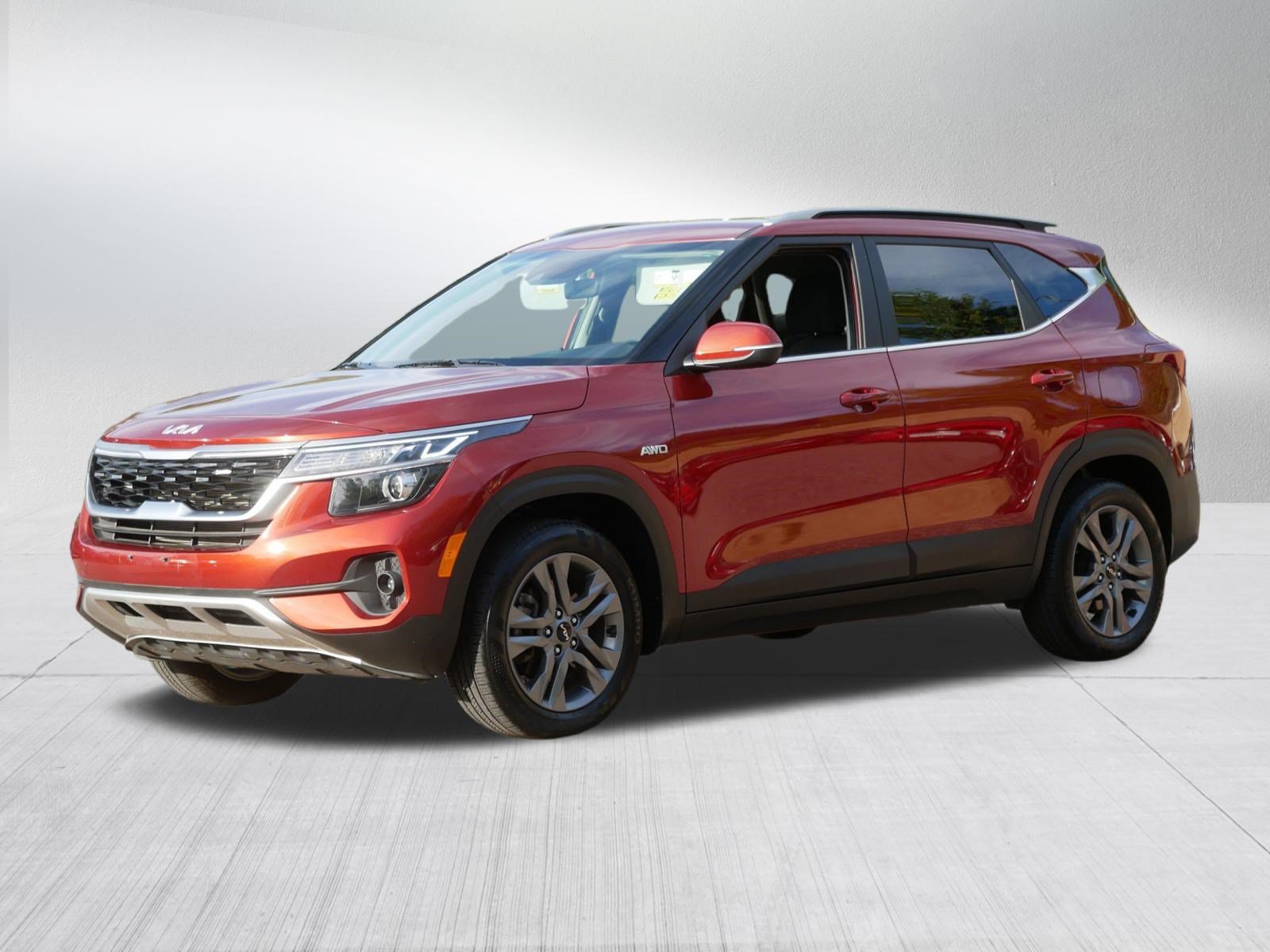 Certified 2023 Kia Seltos S AWD/4WD image 3