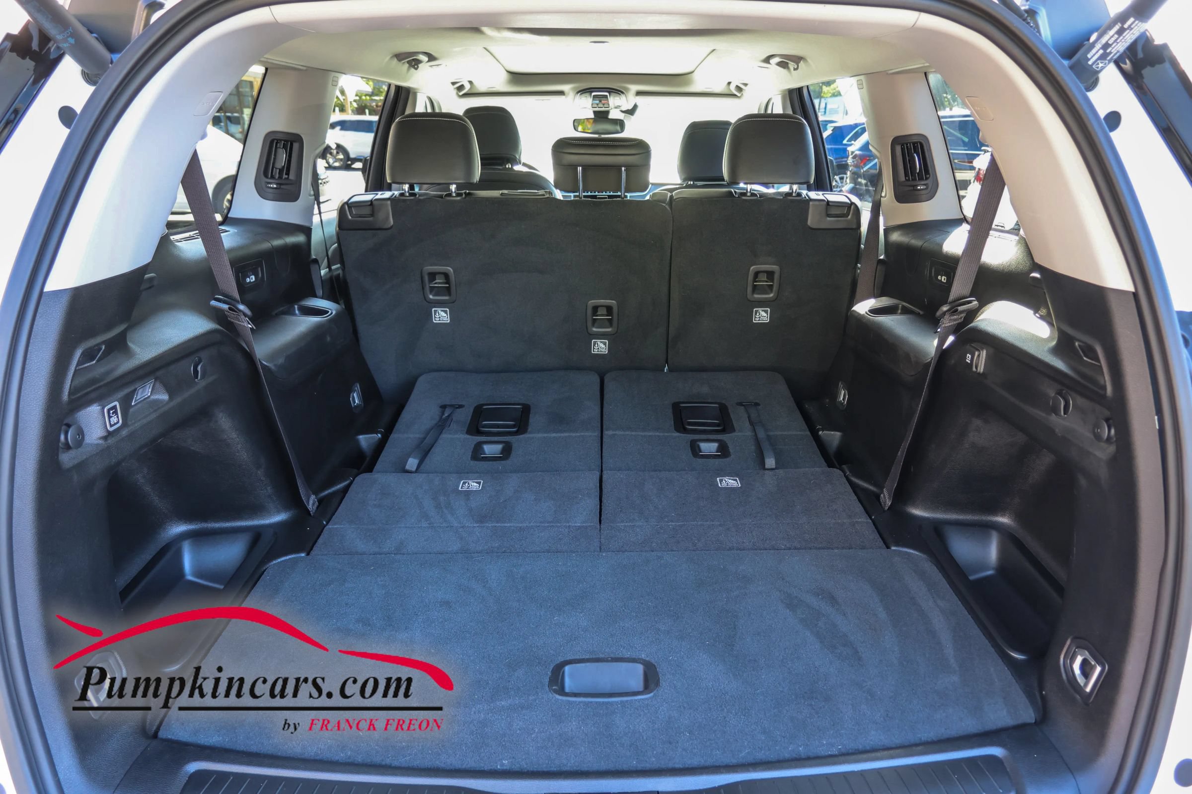 Used 2023 Jeep Grand Cherokee L Limited AWD/4WD image 12
