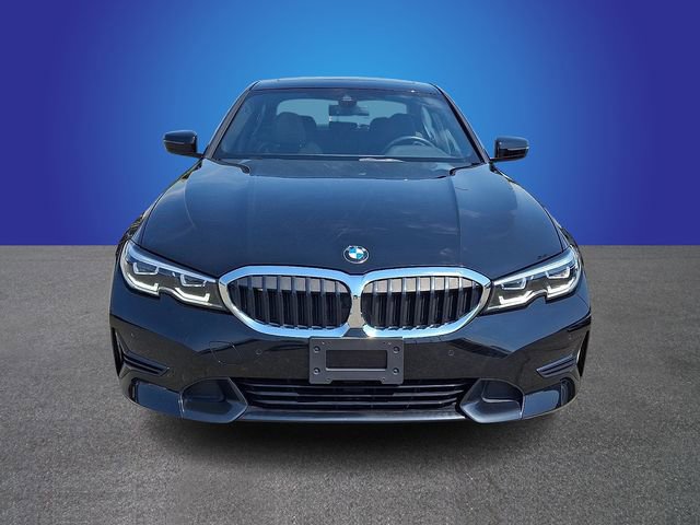 Used 2019 BMW 330i xDrive Sedan w/ Driving Assistance Package image 2