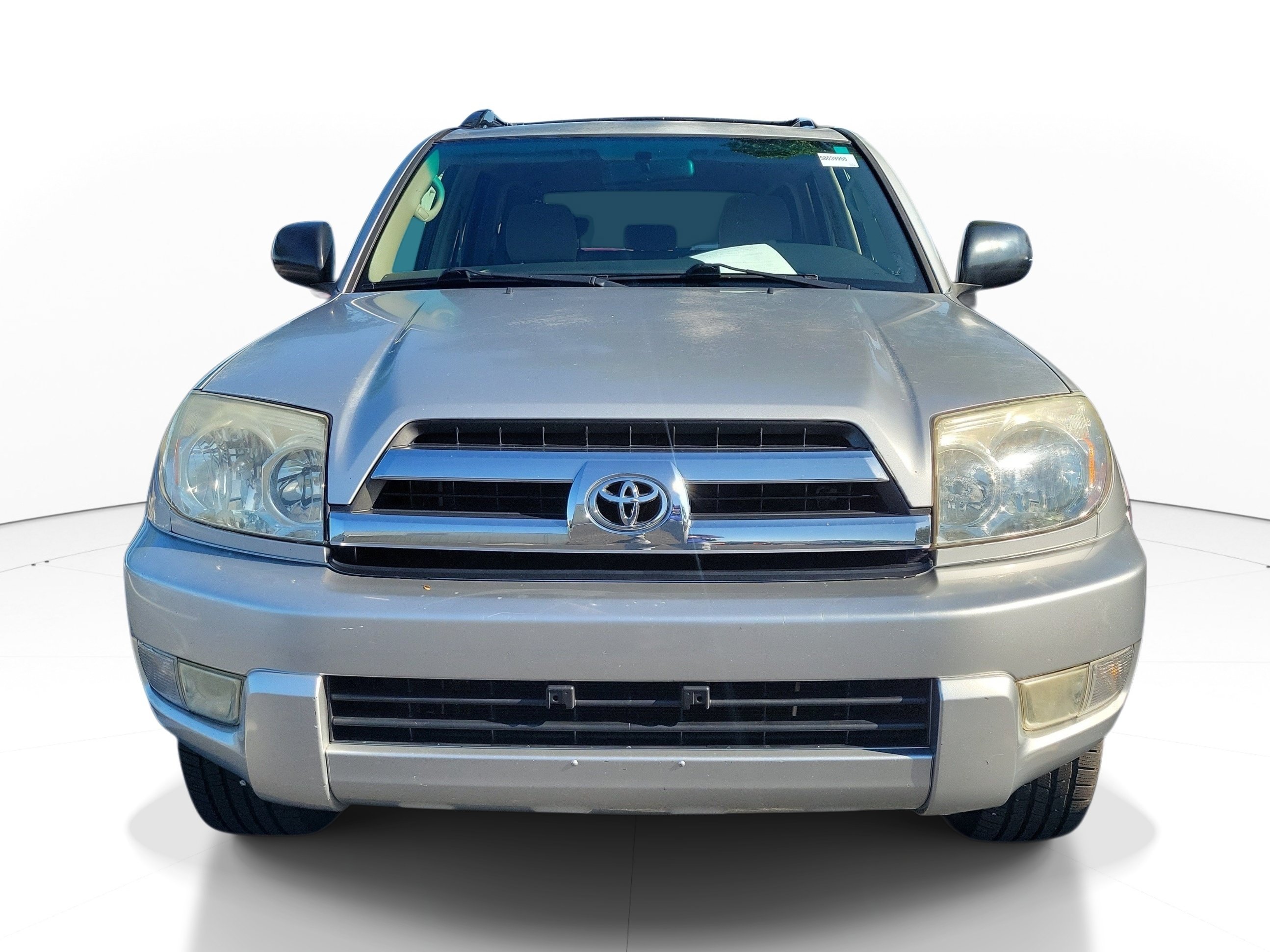 Used 2005 Toyota 4Runner SR5 RWD image 2