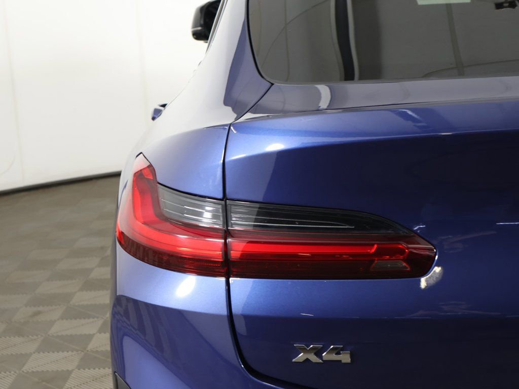 Used 2025 BMW X4 M40i w/ Premium Enhanced Package image 19