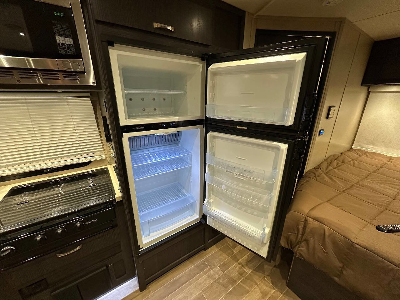 Used 2017 Mercedes-Benz Sprinter 3500 image 8