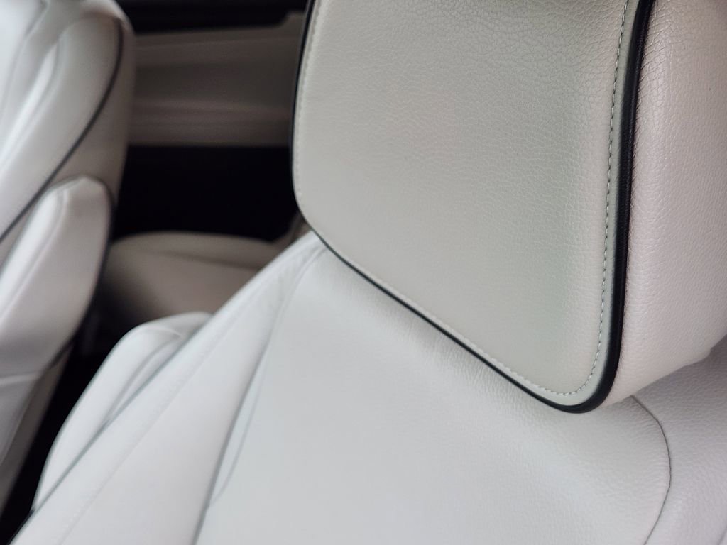 Used 2025 Honda Odyssey Touring image 19