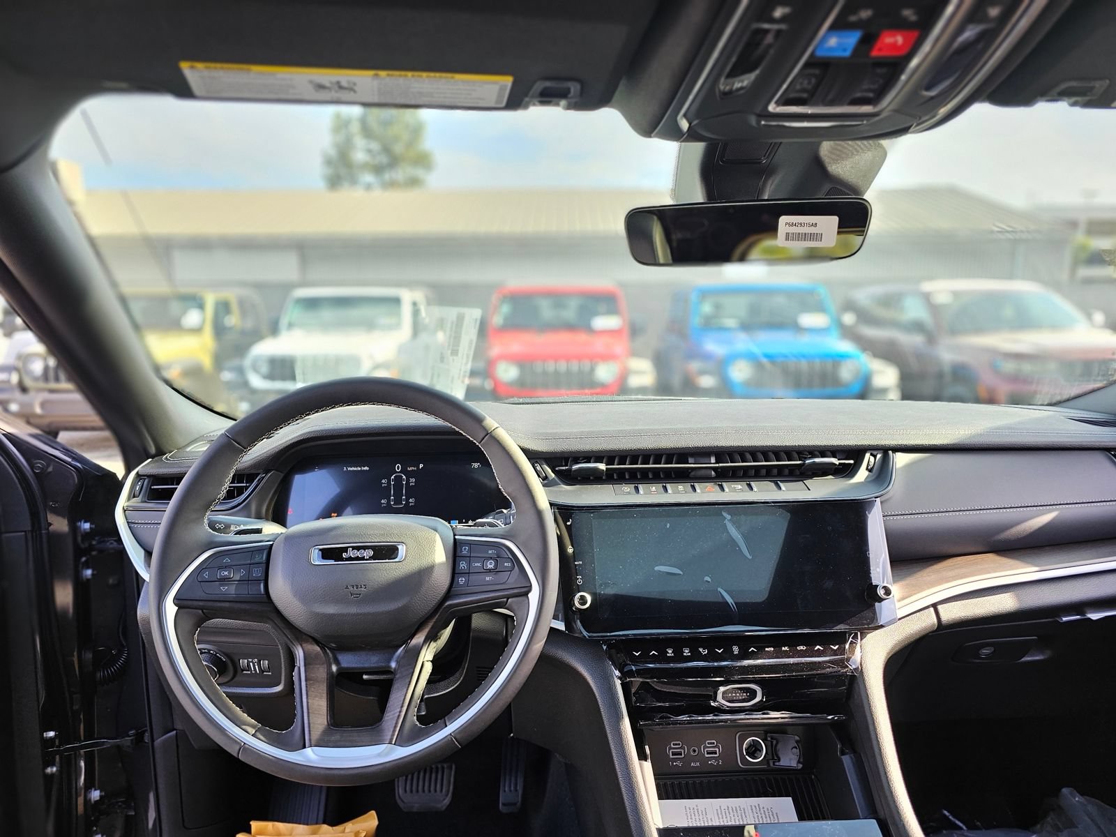 New 2026 Jeep Grand Cherokee L 4WD image 23
