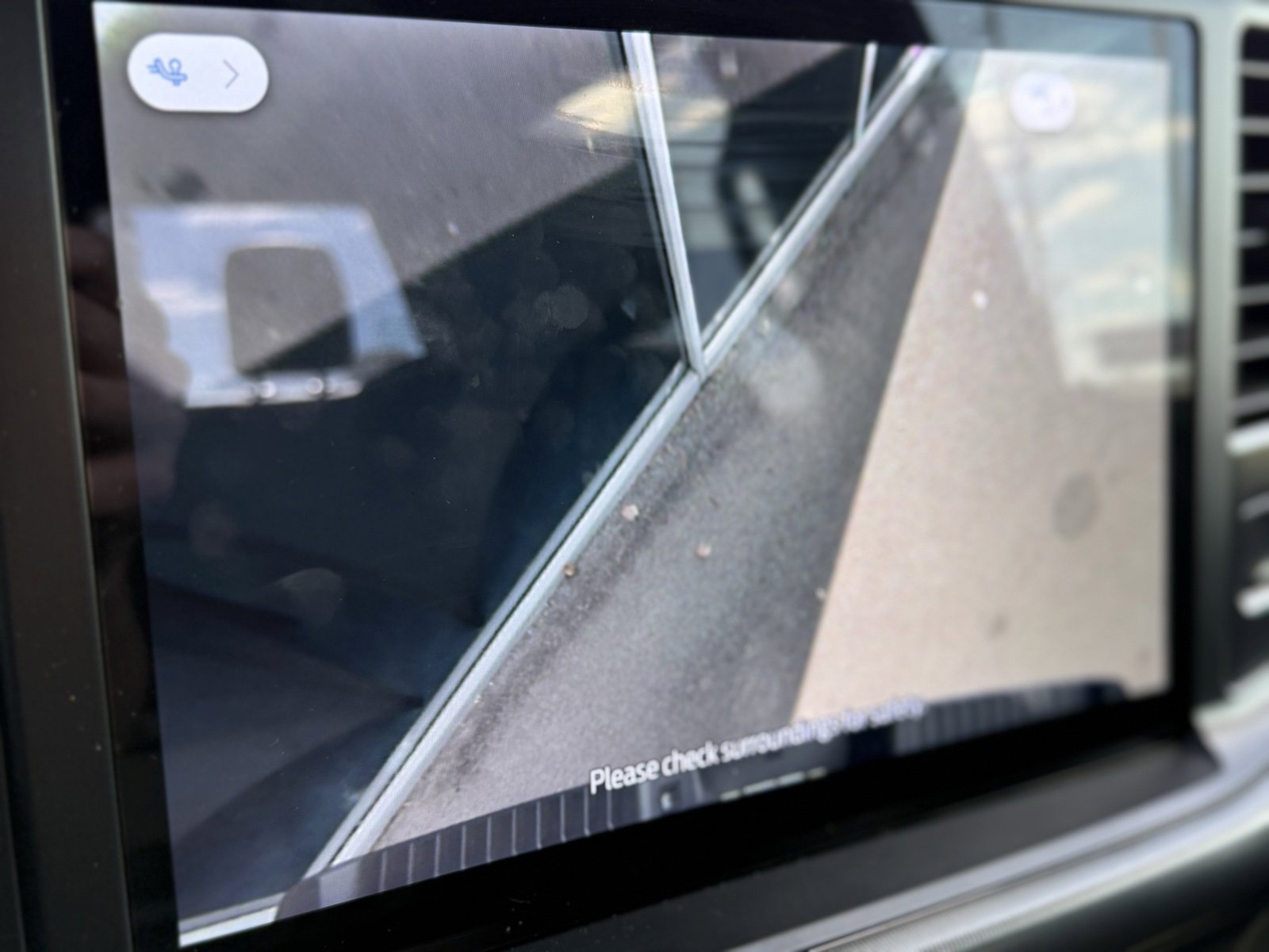 Used 2024 Ford F150 Lariat w/ Equipment Group 502A High image 23