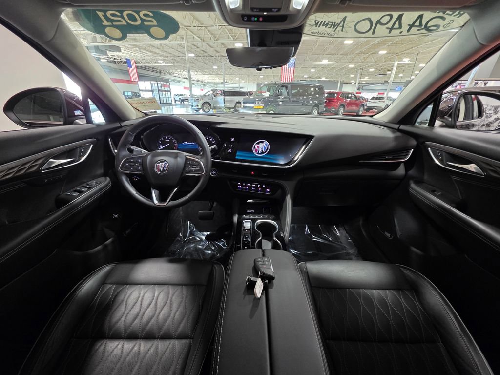 Certified 2021 Buick Envision Avenir w/ Technology Package II AWD/4WD image 17