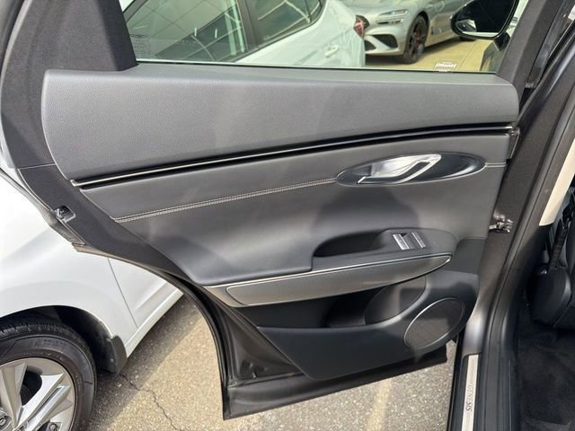 Used 2024 Genesis GV70 2.5T w/ Select Package image 14