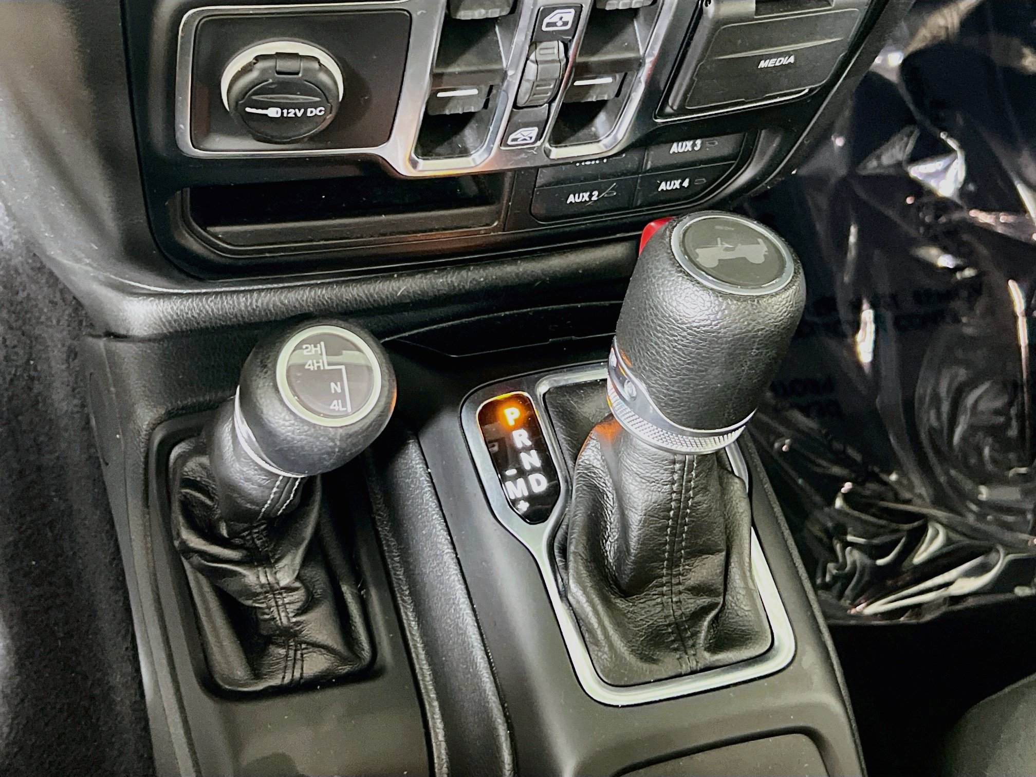 Used 2023 Jeep Wrangler Unlimited Sport AWD/4WD image 17
