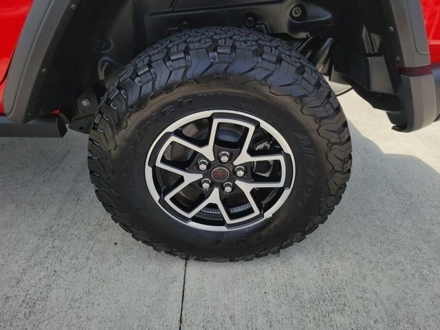 Used 2026 Jeep Wrangler Unlimited Rubicon AWD/4WD image 10