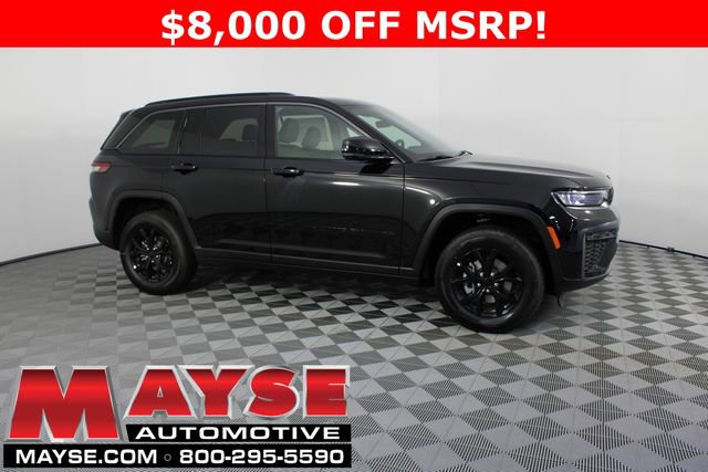 New 2026 Jeep Grand Cherokee Laredo image 1