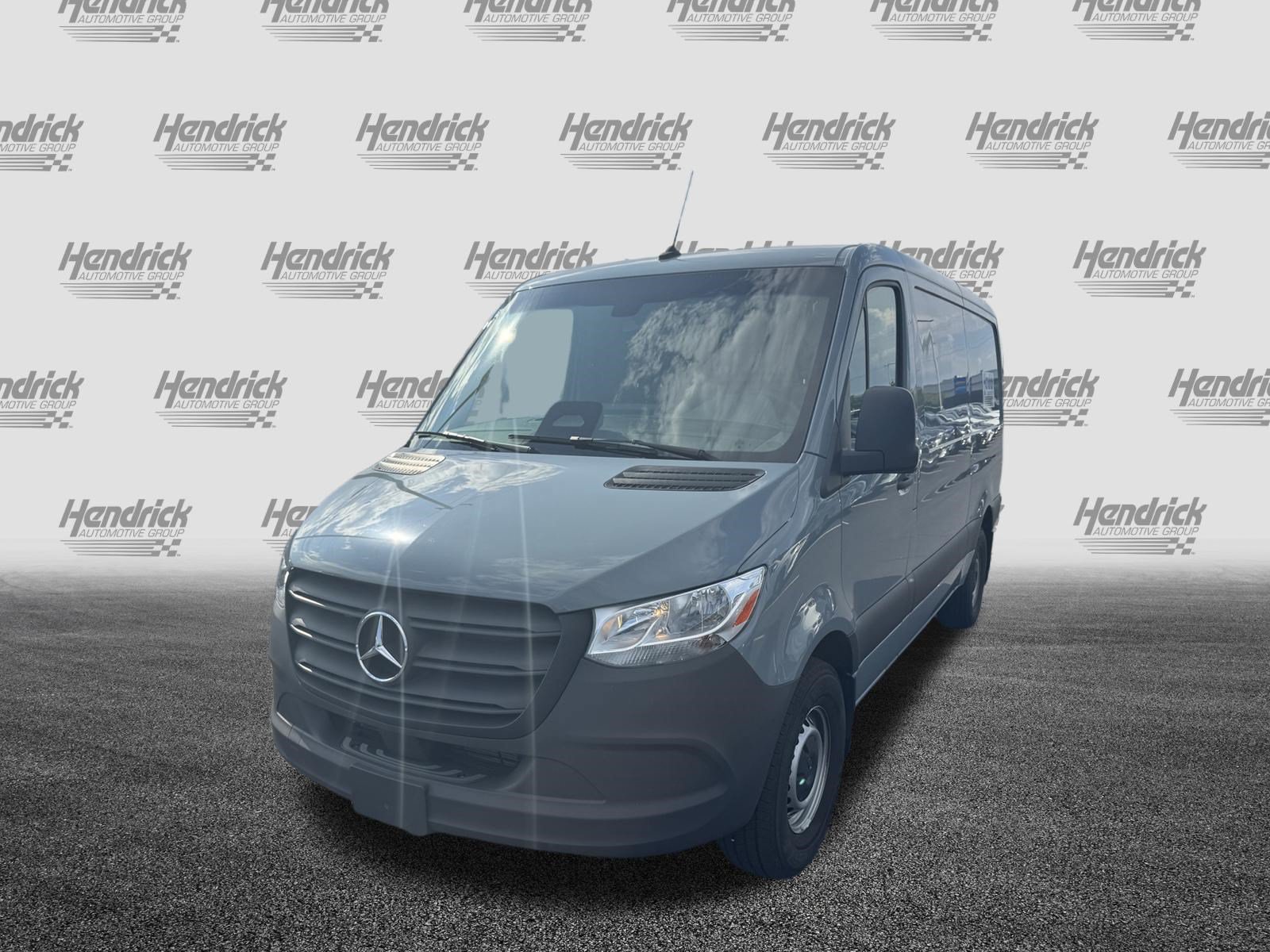 Used 2025 Mercedes-Benz Sprinter 2500 image 5