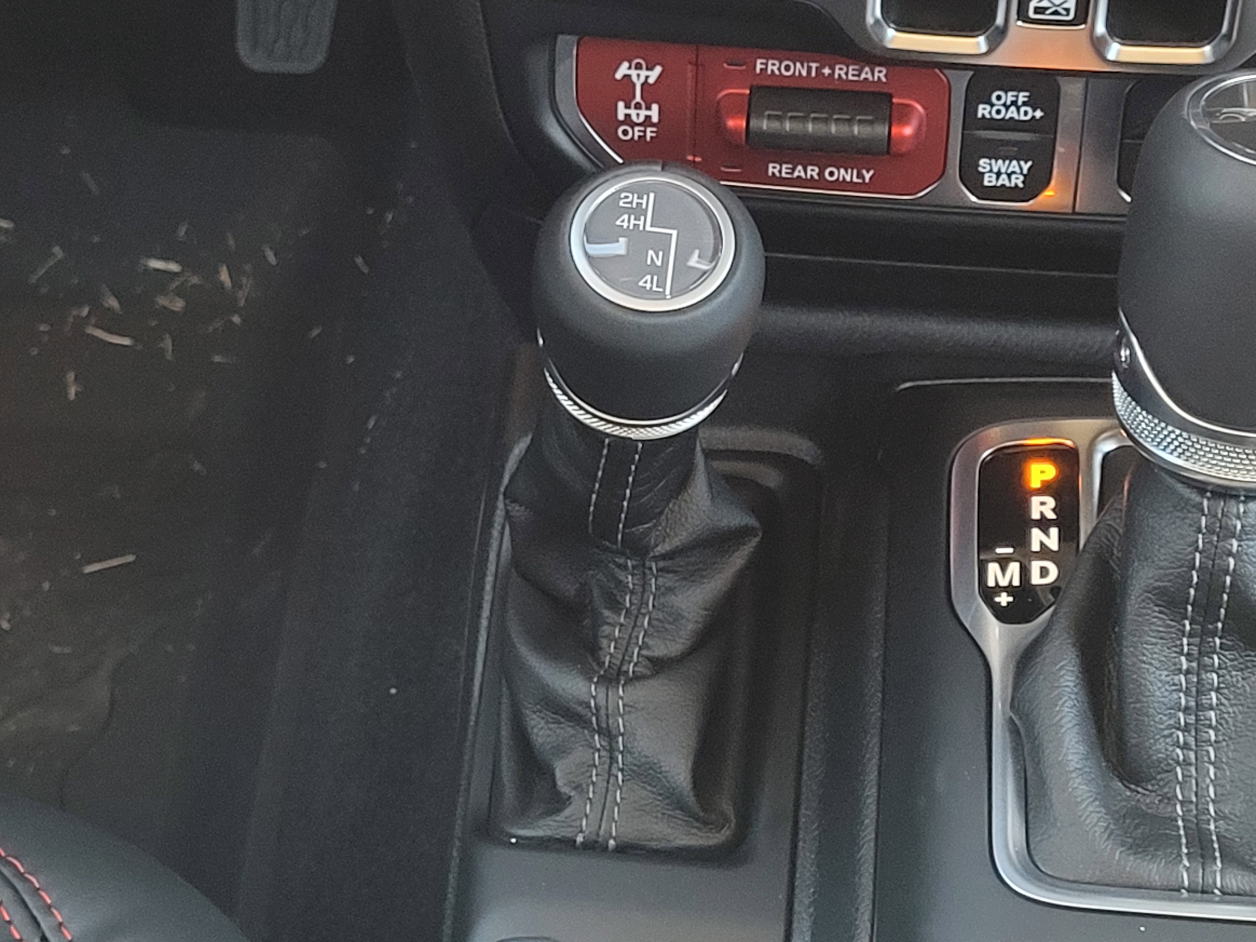 New 2025 Jeep Gladiator Rubicon w/ Convenience Group image 18