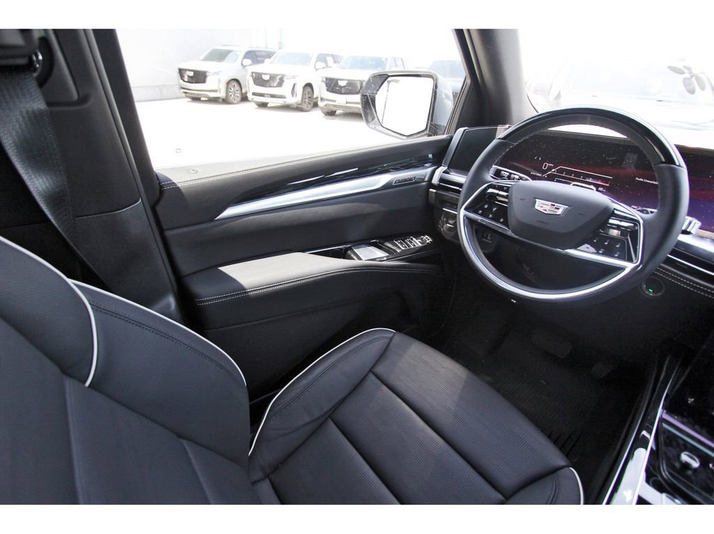 New 2026 Cadillac Escalade Sport w/ Touring Package AWD/4WD image 8