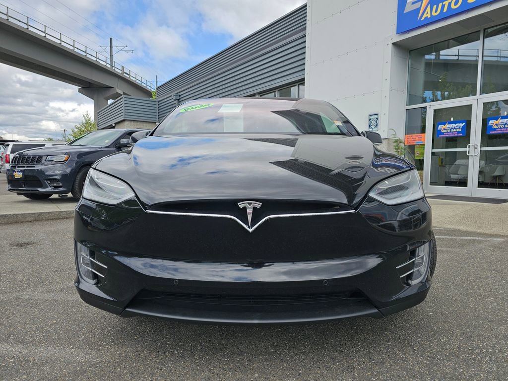 Used 2020 Tesla Model X Performance image 3