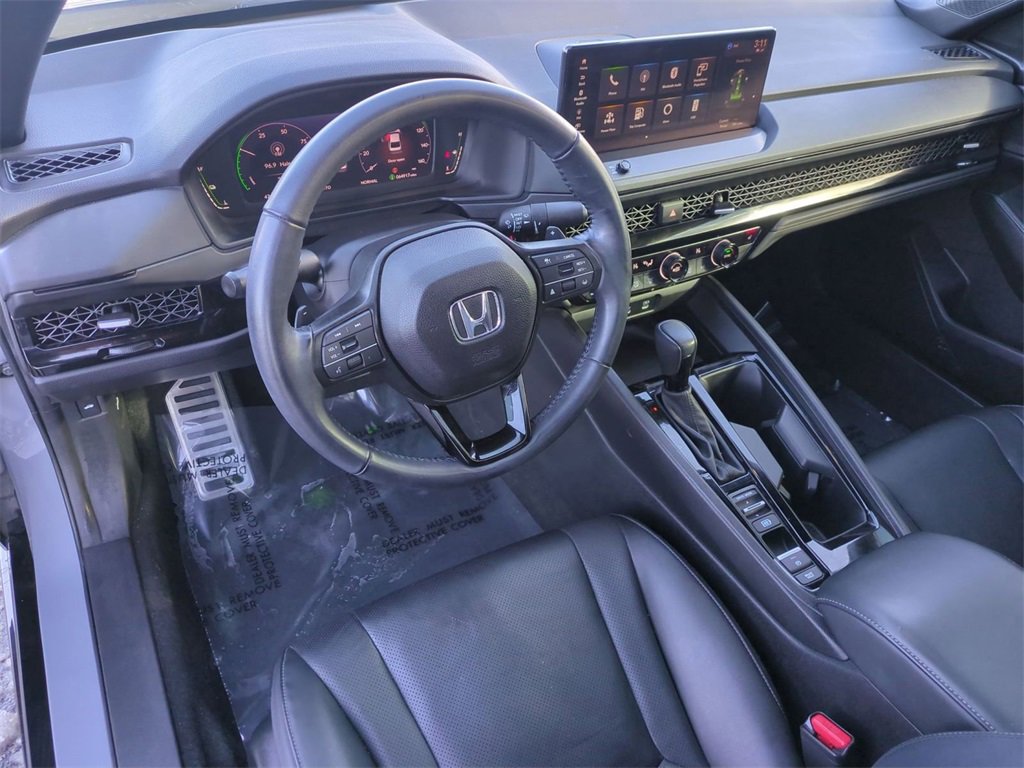 Used 2023 Honda Accord Sport image 11