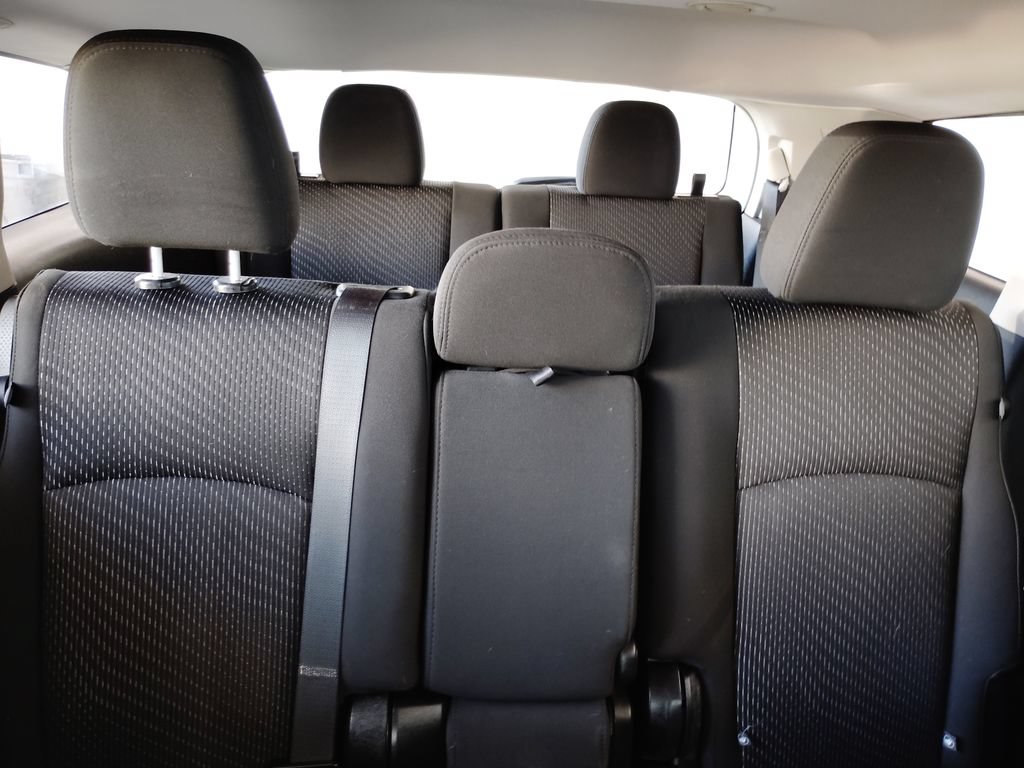 Used 2019 Dodge Journey SE w/ Safe & Sound Group FWD image 19
