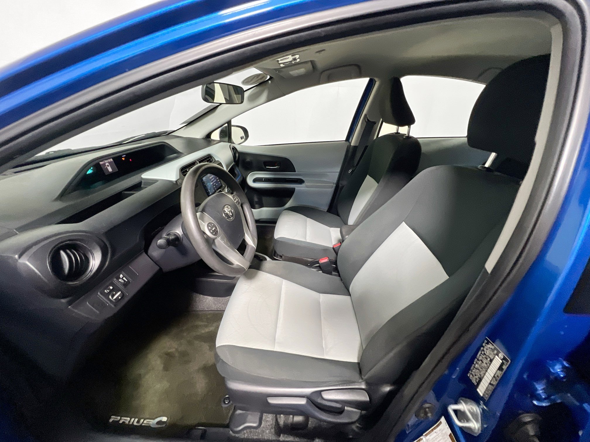 Used 2012 Toyota Prius C Three FWD image 13