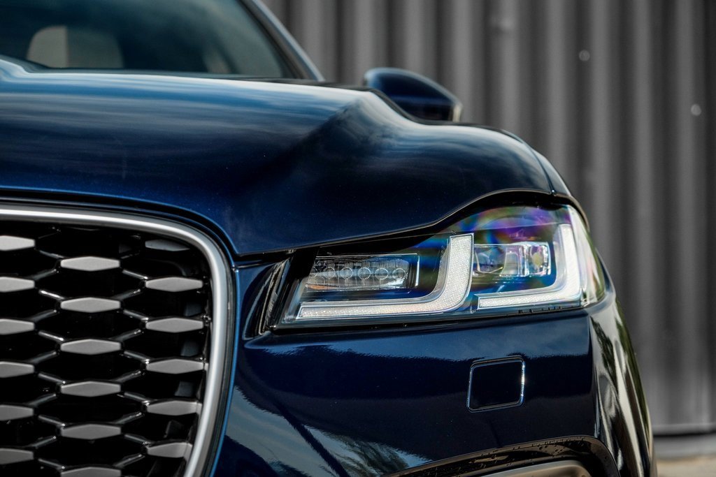 New 2026 Jaguar F-PACE R-Dynamic S image 6