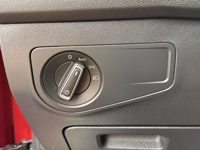 Certified 2024 Volkswagen Tiguan SE AWD/4WD image 21