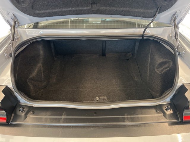Used 2022 Dodge Challenger R/T w/ Plus Package image 9