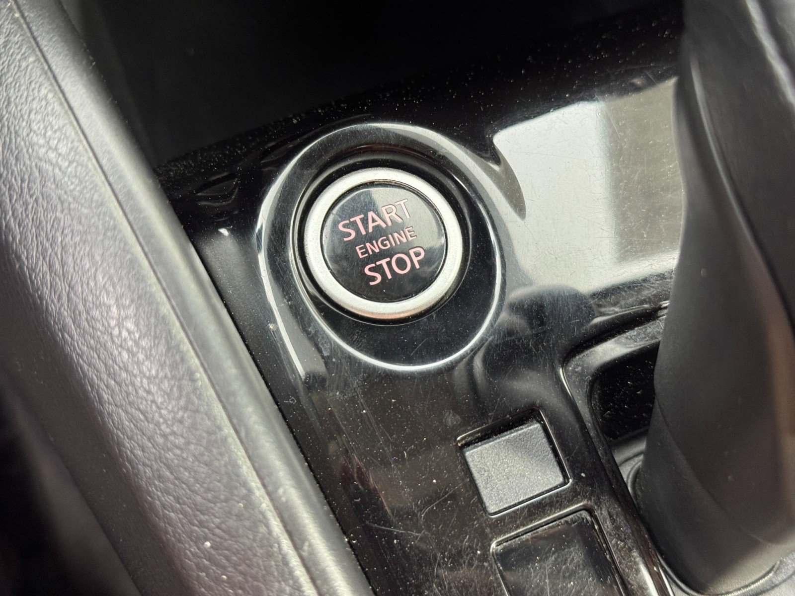 Used 2021 Nissan Versa S image 25