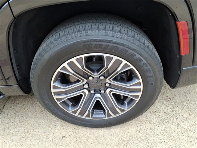 Used 2024 Jeep Wagoneer 2WD w/ Premium Group I image 21