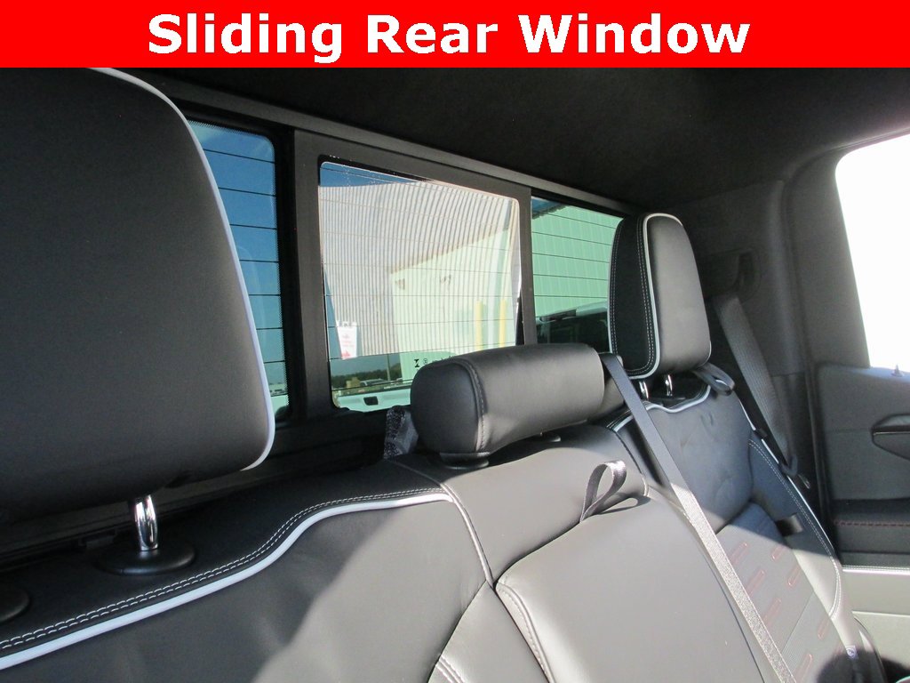 Used 2025 GMC Sierra 1500 AT4X image 27