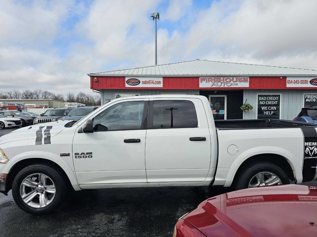 Used 2015 RAM 1500 Outdoorsman image 10