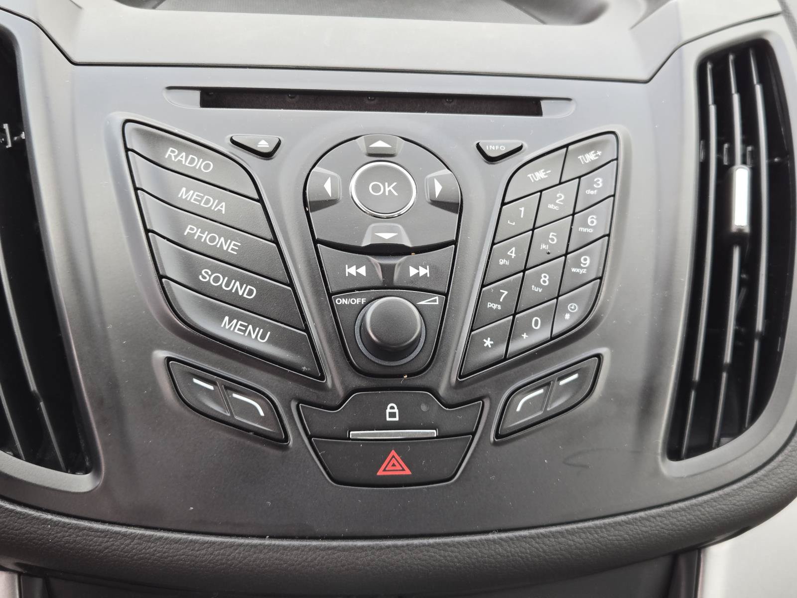 Used 2014 Ford C-MAX SE FWD image 10