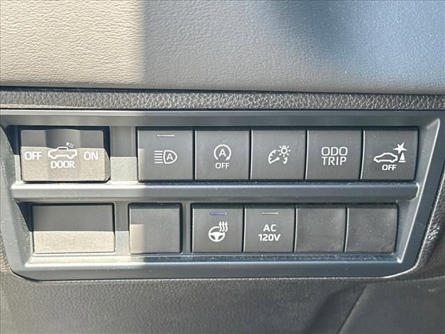 Used 2024 Toyota Tundra Platinum AWD/4WD image 24