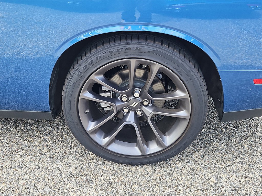 Used 2023 Dodge Challenger R/T w/ T/A Package image 8