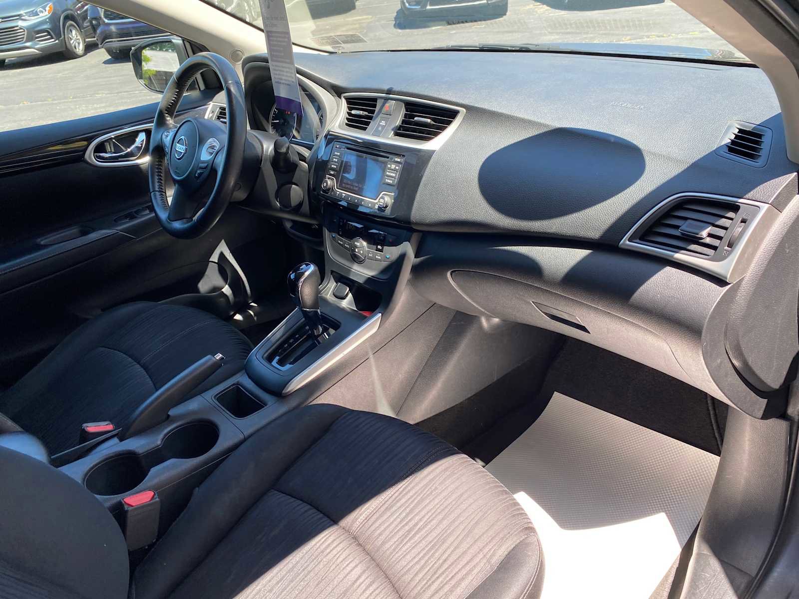 Used 2018 Nissan Sentra SV FWD image 24