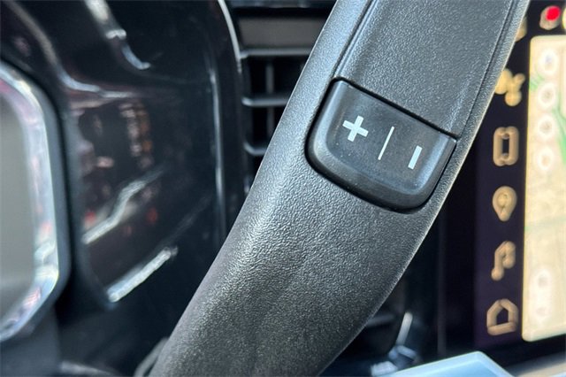 Used 2025 GMC Sierra 1500 Elevation image 40