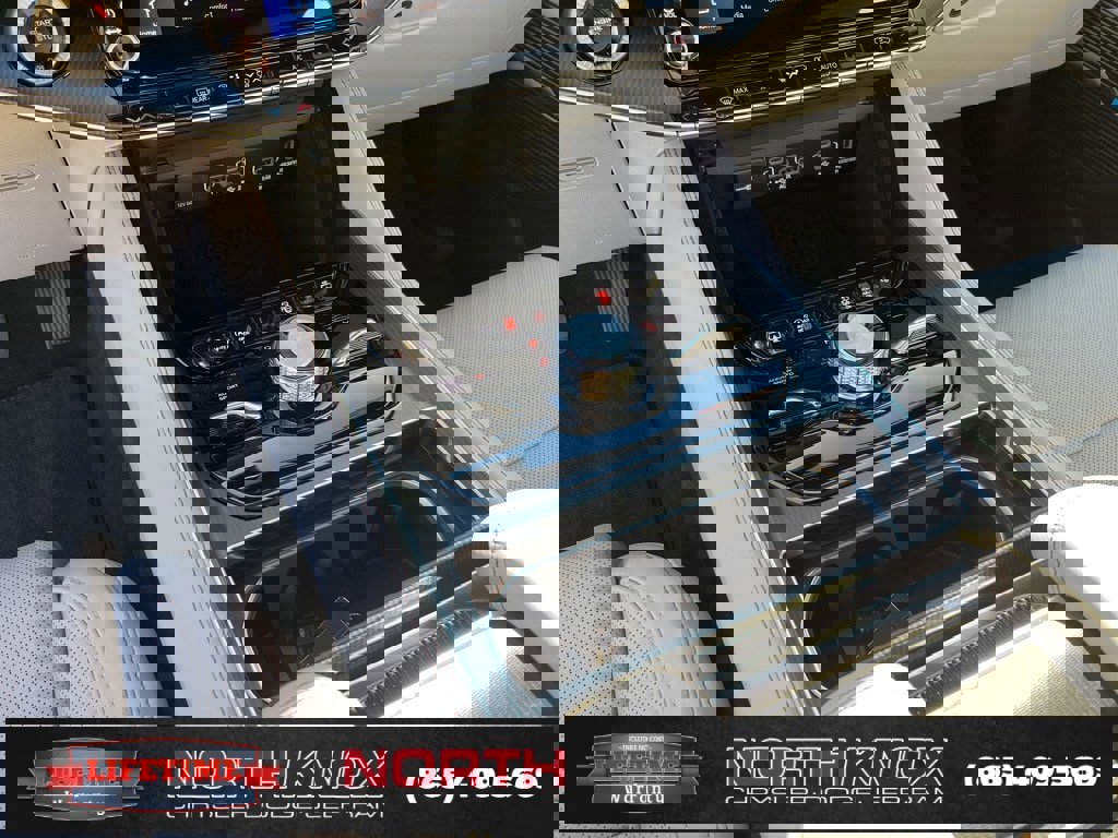 New 2026 Jeep Grand Wagoneer Summit image 11