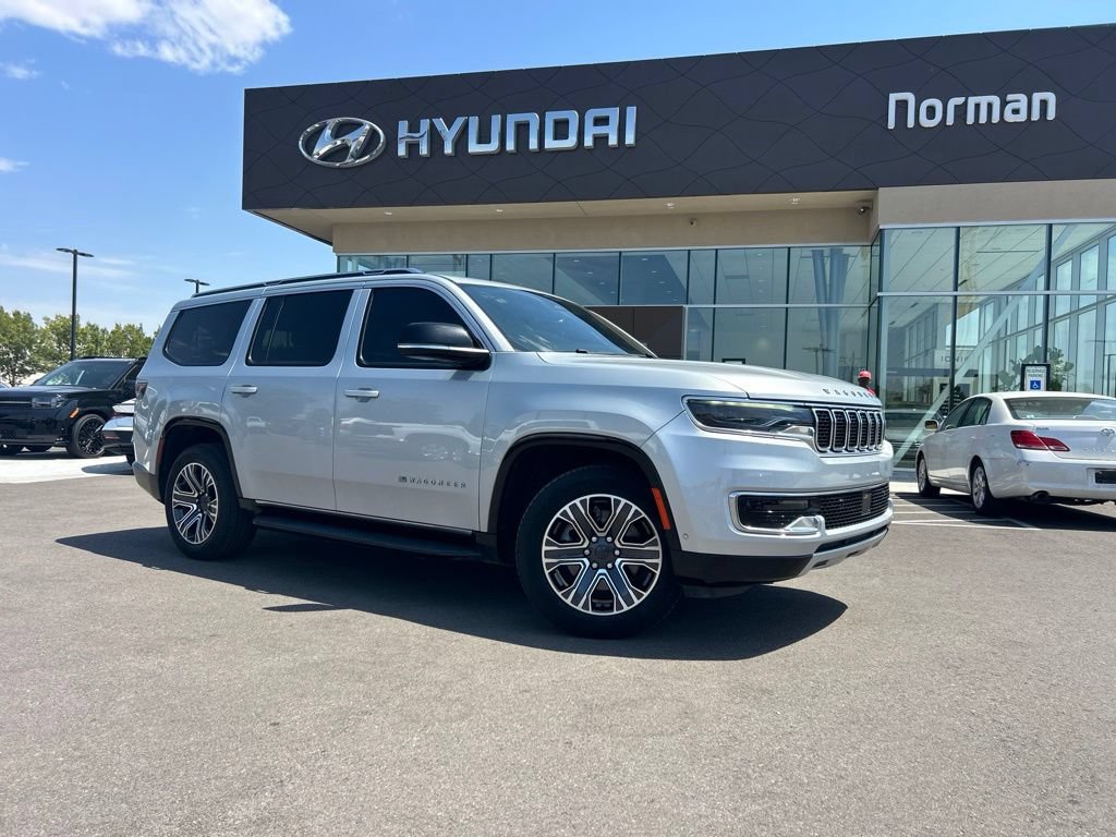 Used 2023 Jeep Wagoneer Series II AWD/4WD image 4