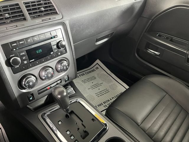 Used 2014 Dodge Challenger R/T Plus RWD image 27
